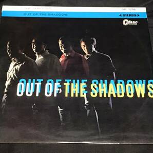 ★送料無料★【 OUT OF SHADOWS 】アウト・オブ・ザ・シャドウズ ＬＰレコード OP-7246 赤盤