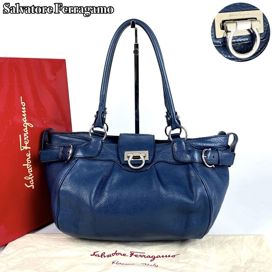 Salvatore ferragamo ヴァラリボン金具 トートバッグ 黒 リザード型