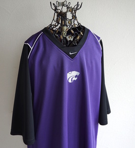 2000s NIKE カンザス州立大学 WILDCATS ウォームアップメッシュTシャツ XL 紫黒 カレッジ ゲームシャツ ナイキ ヴィンテージ USA 古着