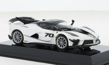 1/43 フェラーリ フェラーリー Bburago Ferrari FXX-K EVO metallic-white black 2017 1:43 LHD 新品 梱包サイズ60_画像1