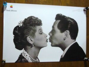 【値下】レア Apple Think different ポスター Lucy & Desi 未使用 24インチ x 36インチ（約61x91cm）