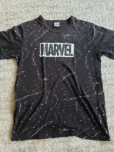 MARVEL Tシャツ カットソー Mサイズ 黒 ブラック メンズ