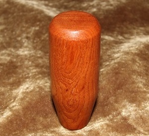 木製シフトノブ(材質：けやき）8ｘ1.25mm（PEL-31.8D77.1L)