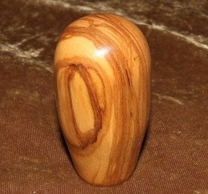 木製シフトノブ(材質：オリーブ）10ｘ1.5mm（AC-36.4D67.9L)