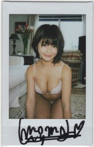 ◎Fカップ グラビアアイドル【桃咲あや (現・藤田もも)】『すべてを君に』直筆サイン入り撮影現場 生チェキ ランジェリーde美豊乳ver