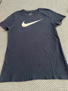 NIKE 半袖TシャツS