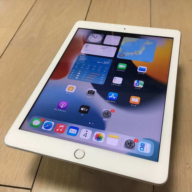 注目ショップ・ブランドのギフト Apple iPad 第5世代WiFi 126)Apple 第