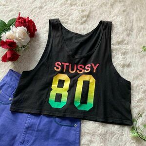 STUSSY　ショート丈タンクトップ　ロゴプリント　Y2K　ゆったり　Mサイズ　ブラック　ステューシー