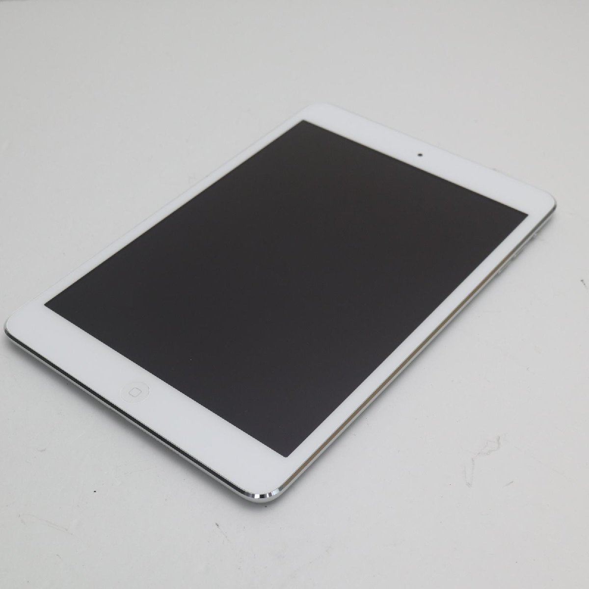 新品同様iPad7 第7世代wi-fiモデル32GB シルバー本体中古あすつく土日 