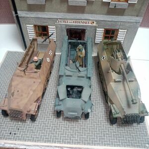 ドイツ軍ハ―フトラックSd.Kfz.251　３輛　1/35　ジオラマ用