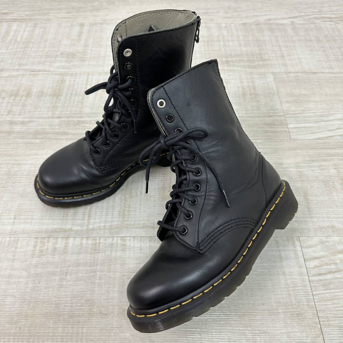 ヤフオク! -「dr.martens」(Y's、ヨウジヤマモト) (わ)の落札相場