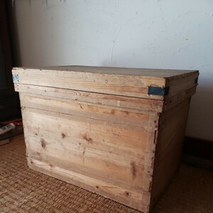  old wooden tin plate tea box storage box tree box toolbox clothes case trunk table old tool Showa Retro Vintage that time thing 