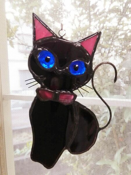 ハロウィンのデコレーションに　ステンドグラス　黒猫のモビール