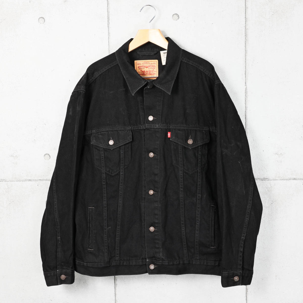 ヤフオク! -「リーバイス levi's トラッカージャケット」の落札相場