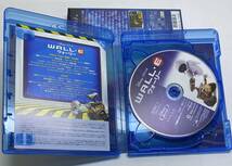 ディズニー ピクサー WALL・E ウォーリー ブルーレイ・プラス・DVDセット & ジ・アート・オブ ウォーリー (THE ART OF WALL-E) _画像3