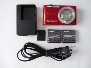 ★動作確認 一部難有 CASIO EXILIM EX-Z200 10.1MEGA レッド 中古SD8GB付属 ジャンク品★