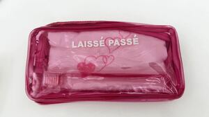  magazine publication Laisse Passe LAISSE PASSE towel brush teeth 2 point set aru page . Novelty 