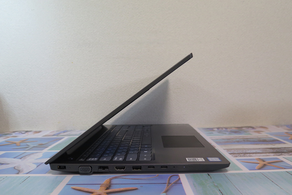 2018年8月モデルLenovo V330【高速Core i3第7世代☆爆速SSD(NVMe)256GB