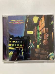 【ロック/グラムロック】デヴィッド・ボウイ（DEVID BOWIE）「-ZIGGY STARDUST-」(レア)中古CD、USオリジナルCD再盤、RO-135　