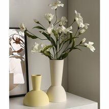 北欧風　飾り物　人気　花瓶　セラミック置物　クリーム風　　花器　生け花　器具　玄関　リビング　ベッドルーム　　イエロー