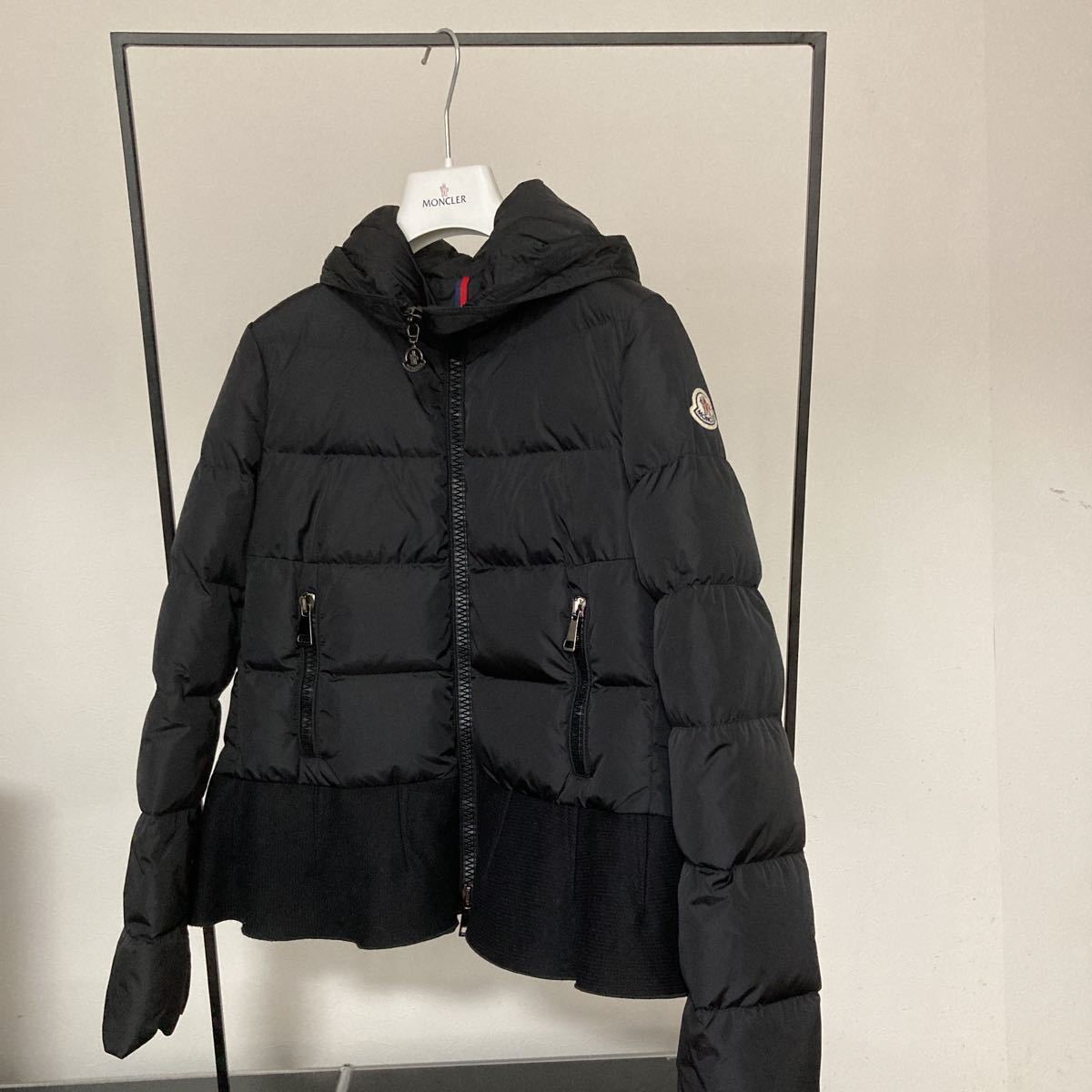 モンクレール MONCLER NESEA ネセア ブラック0 フリルダウン 美品