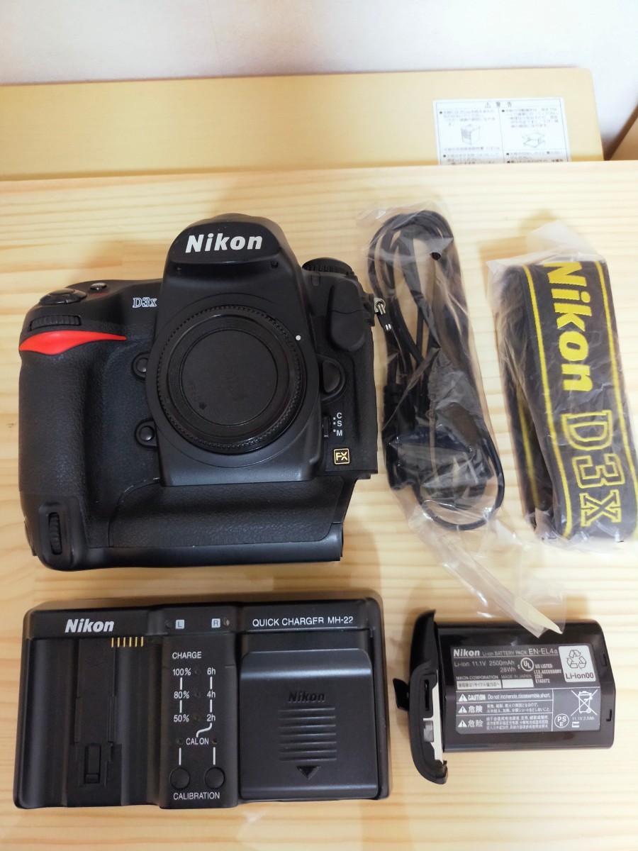 ヤフオク! -「nikon d3x ボディ」の落札相場・落札価格