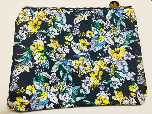 【新品未使用】AG バイ アクアガール 花柄ポーチ