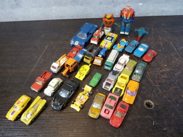 ヤフオク! -「トミカ」(ビンテージ) の落札相場・落札価格