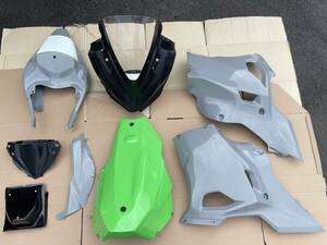 【レース用フルカウル】KAWASAKI　Ninja250　カワサキ　ニンジャ250　A-TECH　エーテック　塗装済み　2018～2021年　中古品　＃85