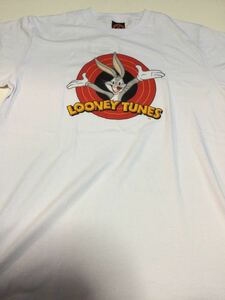 ルーニー・テューンズ　Looney Tunes◎バッグス・バニーTシャツ◎Ｌサイズ◎白◎長期保管・デッドストック・未着用品◎タグ付き