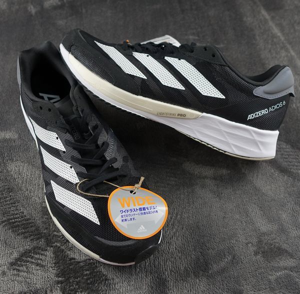 低価格で大人気の 【新品未使用】adiZEROjapan ランニングシューズ