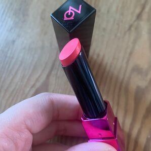 【新品】VIBRANT MOIST LIPSTICK PK444