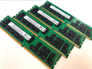 3R3403C●32GB 4枚セット●SK HYNIX HMA84GR7CJR4N-WM 2Rx4 RDIMM DDR4 PC4-2933Y ECC サーバーメモリ●0807【中古】