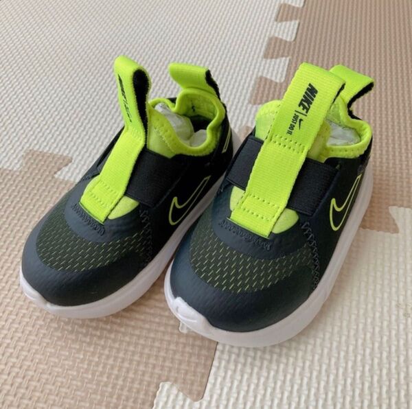 ナイキ ジュニアスニーカーフレックスプラス CW7430-004 NIKE