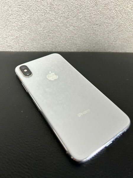 iPhone XS シルバー 64 GB SIMフリー