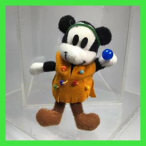 N-2914☆　民族風の衣装を着たミッキーマウス　※欠損有　Disney　ディズニー ミッキー　商品タグ無し