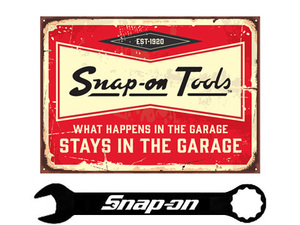 Snap-on（スナップオン）ビンテージロゴ 旧ロゴ サイン ステッカー「IN THE GARAGE DECAL」