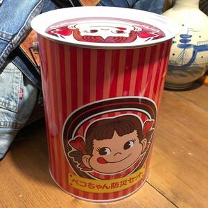 【即決】 ペコちゃん防災セット空き缶のみ ブリキ缶容器 中古 インテリア雑貨 ペコちゃんグッズ