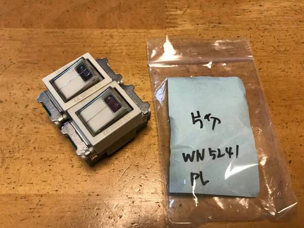 ●松下電工●配線器具●WN5241●1個●