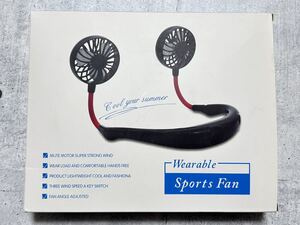 FISHERFANS Wearable Sports Fan 首掛け扇風機　　USB充電 ブラック 小型ファン ハンズフリー スポーツ観戦 レジャー キャンプ 早2734