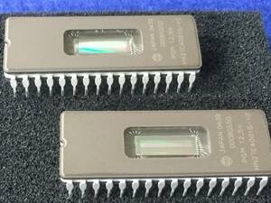 HN27C4001G-10 【即決即送】 ルネサス IC 4M EPROM [39TgK/217292M]　Renesas 4M EPROM ２個セット