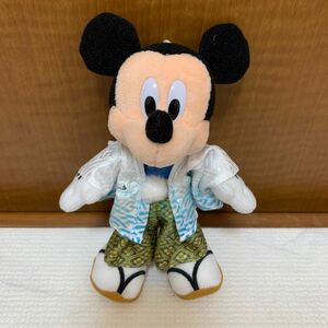 ミッキーマウス 2023 ニューイヤー 卯年 ディズニーリゾート限定 ぬいぐるみ