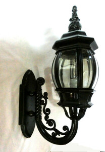 ●即決！　玄関灯 ブラケットライト　屋外　屋内　来客照明器具　アンティーク　リペイント品　カットガラス　外灯