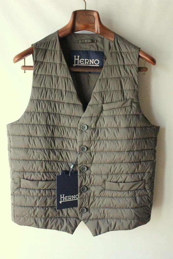 2023年最新】ヤフオク! - HERNO(ダウンベスト - ジャケット、上着)の