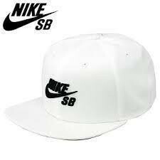 NIKE ナイキ SB スナップバック キャップ 白 57-59cm 628683-103 23-0412-11-6