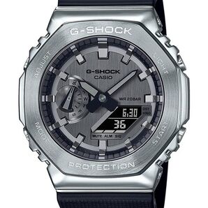 カシオ G-SHOCK アナデジ 八角形 オクタゴン メタル ブラック シルバー GM-2100-1A 逆輸入