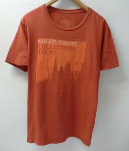 ◆MILES DAVIS アートプリント Tシャツ オレンジ系　サイズM　袖ホツレあり