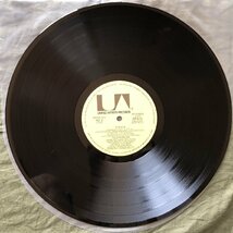 傷なし美盤 1979年 国内盤 ストラングラーズ The Stranglers LPレコード ストラングラーズ・ライヴ X Certs シングル欠品 J.J. Burnel_画像9