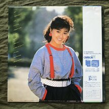 傷なし美盤 良ジャケ 1985年 長山洋子 Yoko Nagayama LPレコード ときめきアイ・ラブ・ユー 帯付 アイドル 曲：宇崎竜童 桑田佳祐_画像2