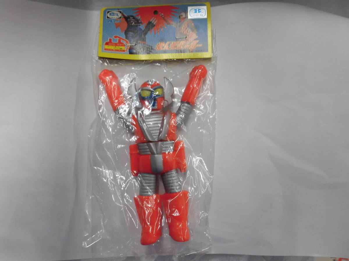 ヤフオク! -「電人 ソフビ」の落札相場・落札価格